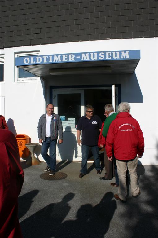 2010-10-10 Herbstausfahrt zum Harter Teichschenke und Automuseum Kröpfl